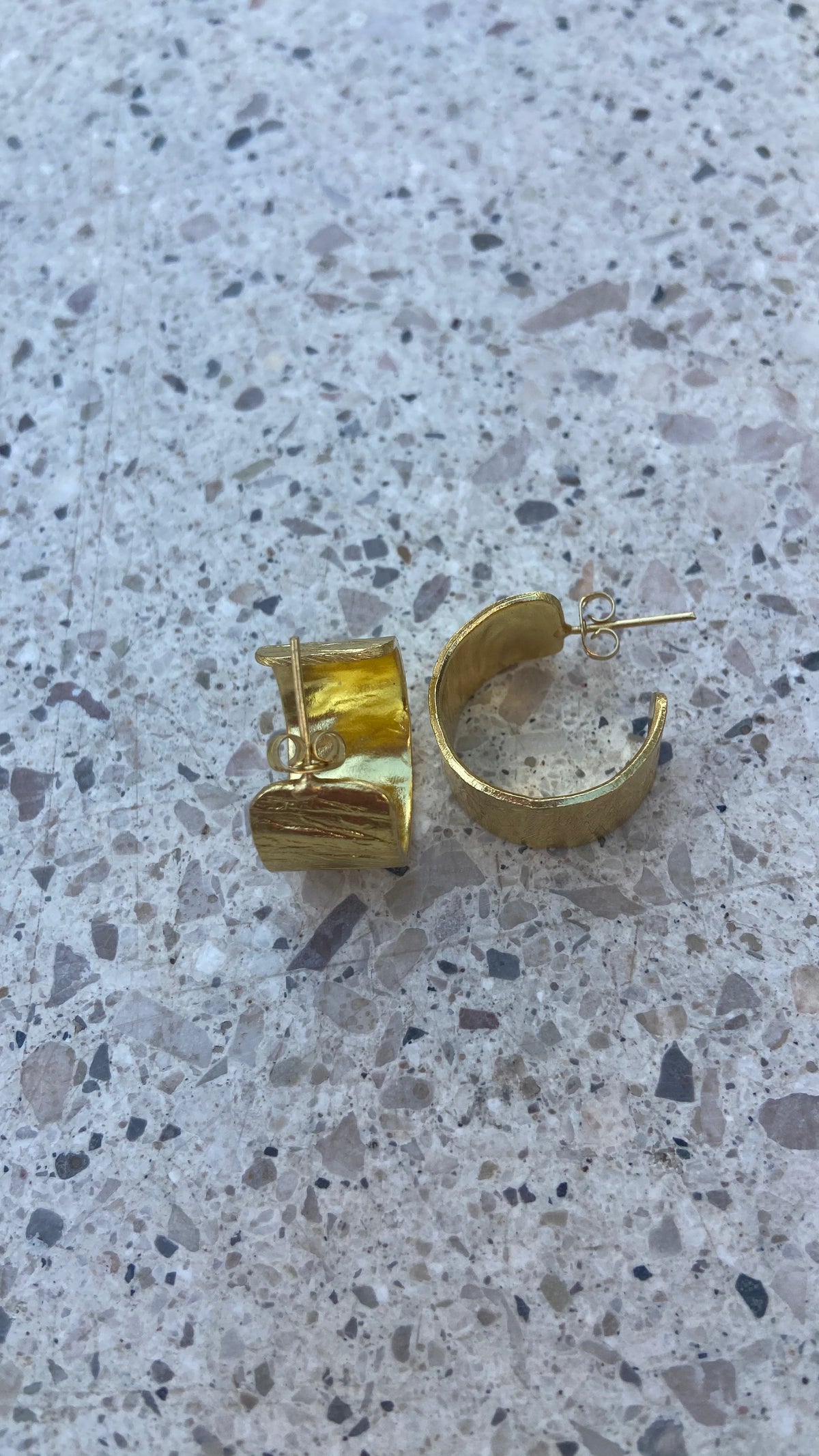 ORECCHINO SEMICERCHIO