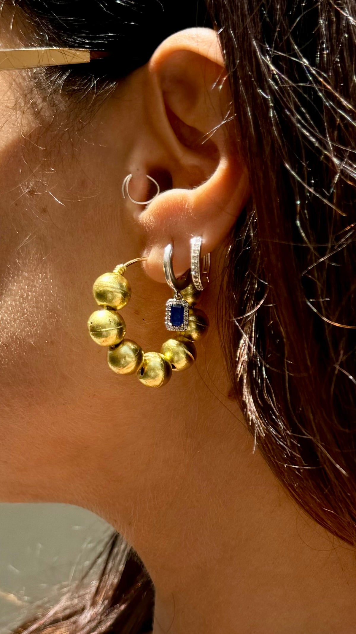 ORECCHINO CERCHIO SETTE SFERE