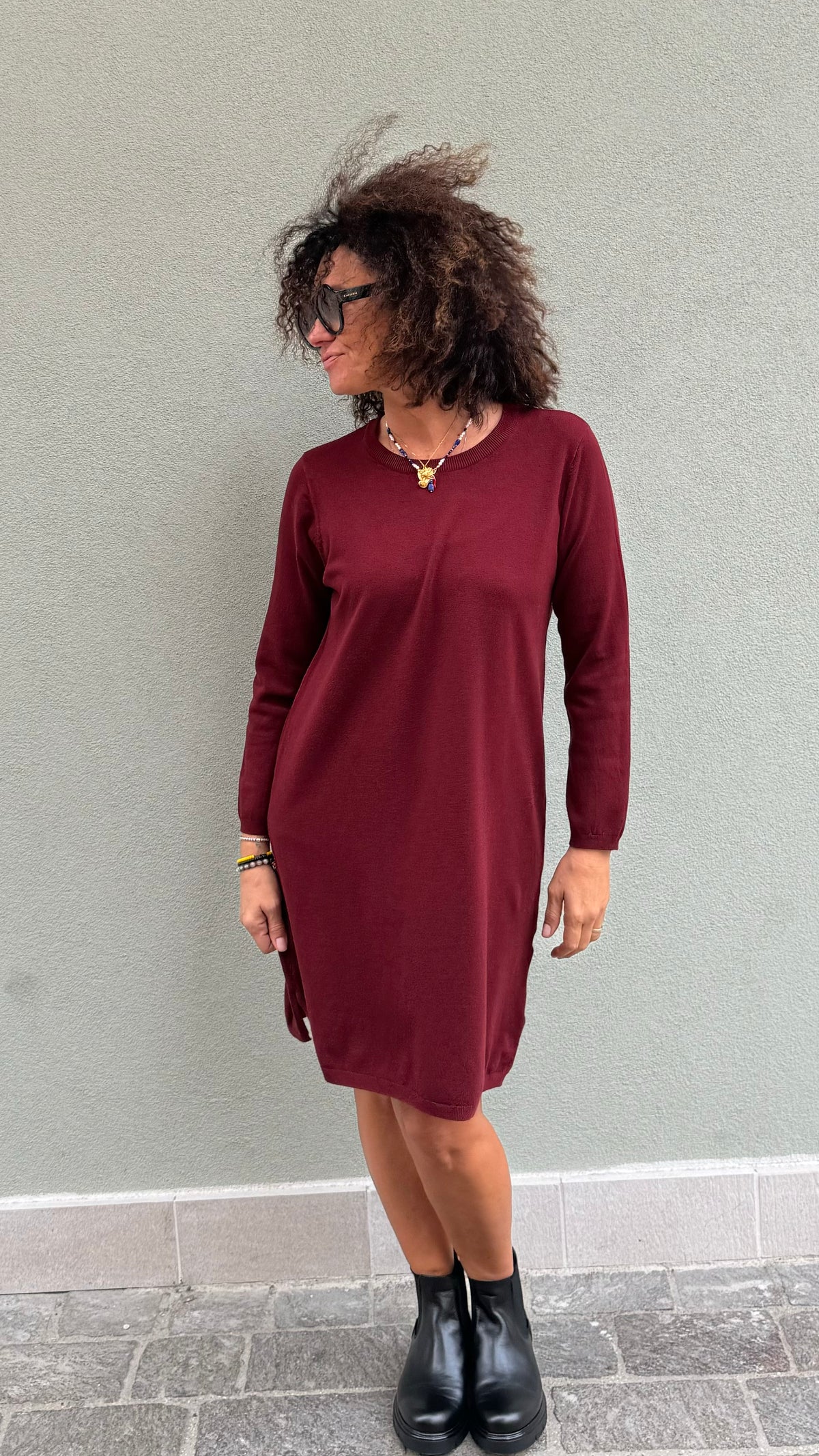 ABITO PAOLA BORGOGNA