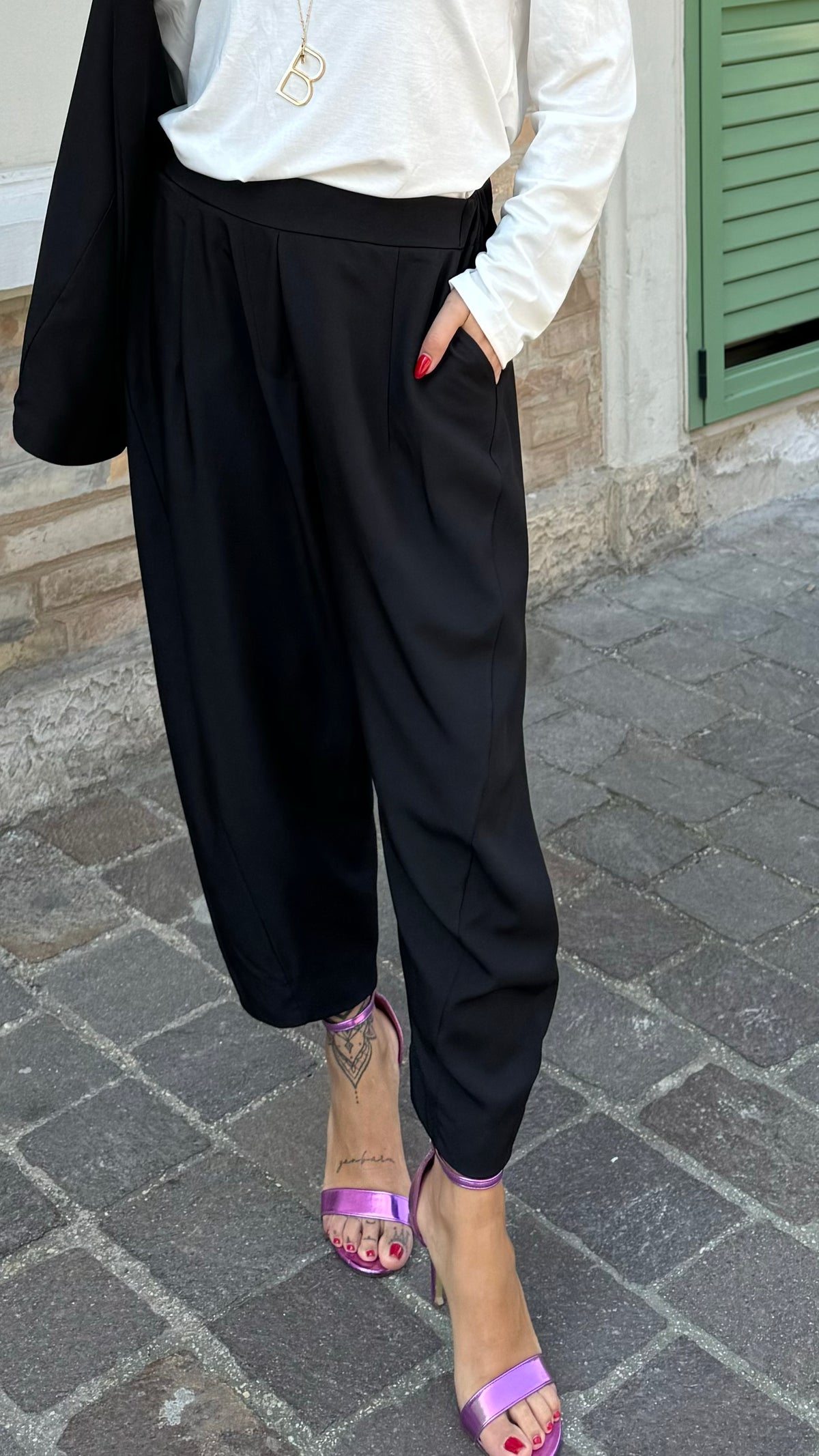 PANTALONI OVETTO NERO
