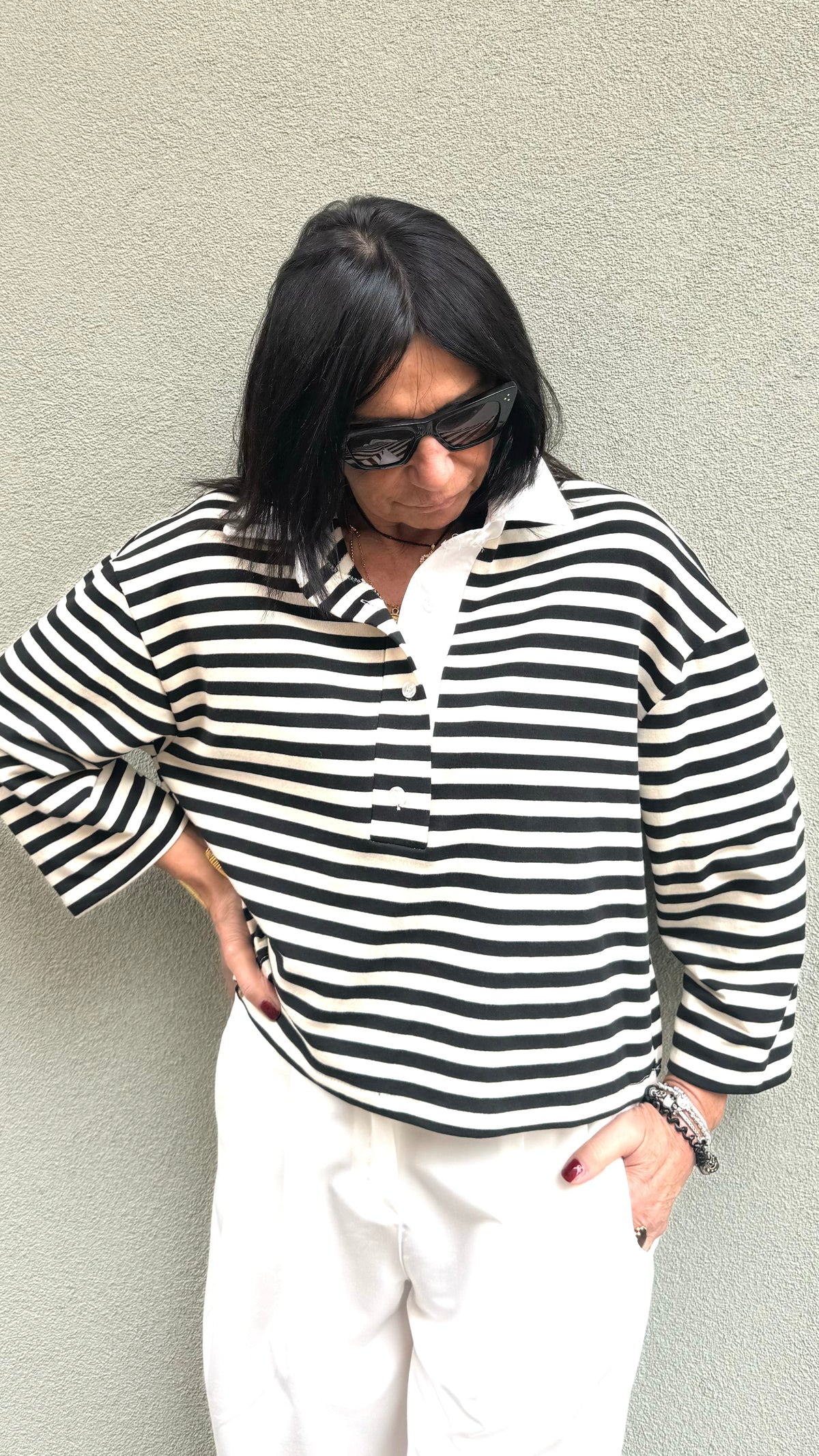 POLO A RIGHE BIANCA E NERA