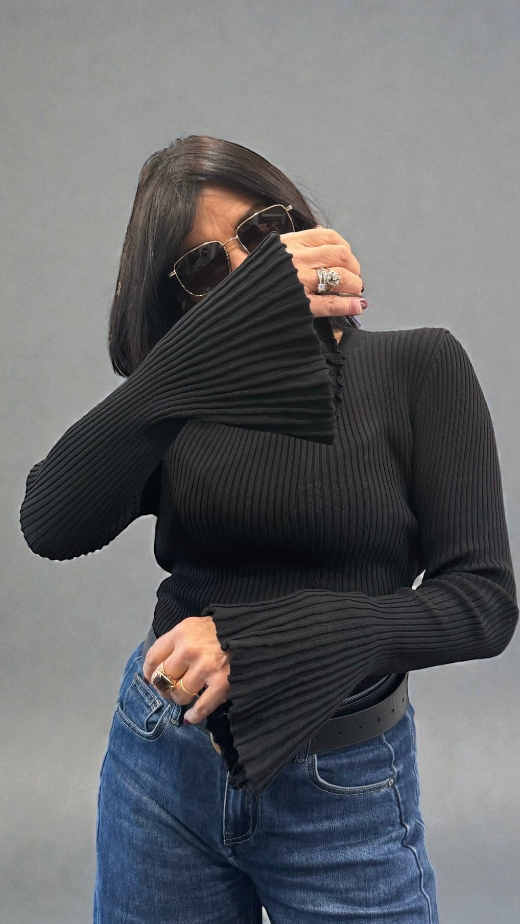 MAGLIA TULIPANO NERA