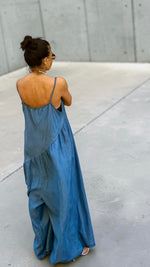 JUMPSUIT IN LIGHT JEANS