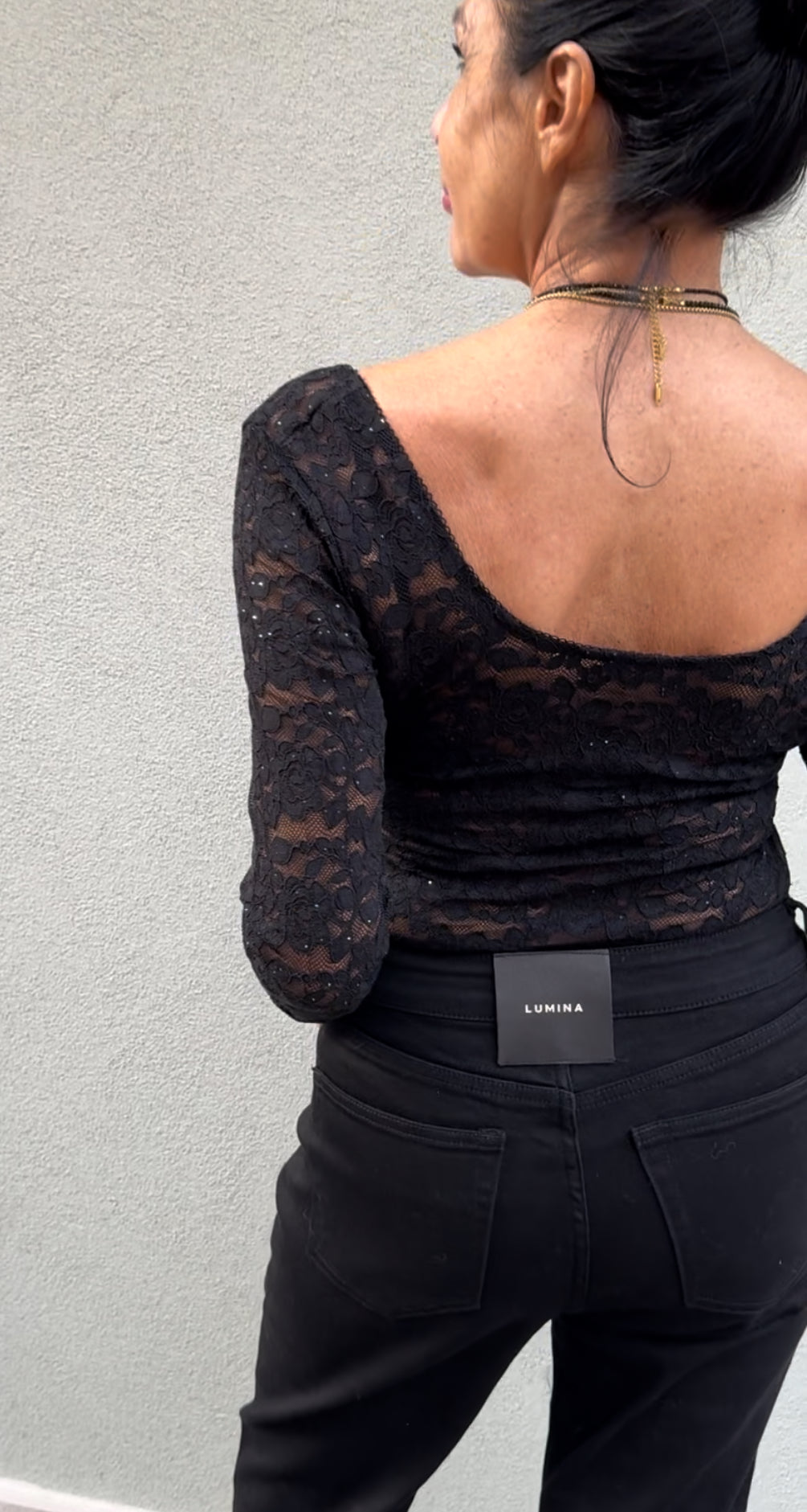 BODY IN PIZZO