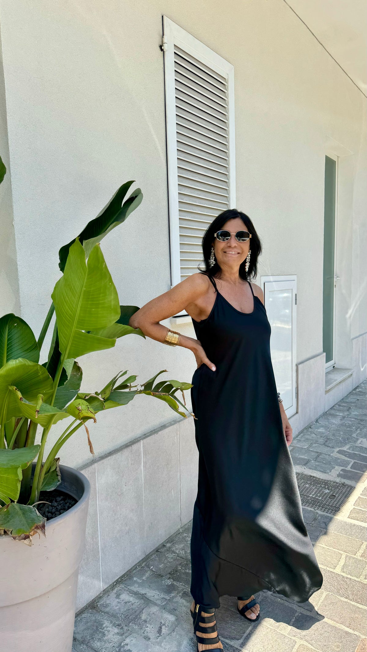 ABITO SATIN NERO
