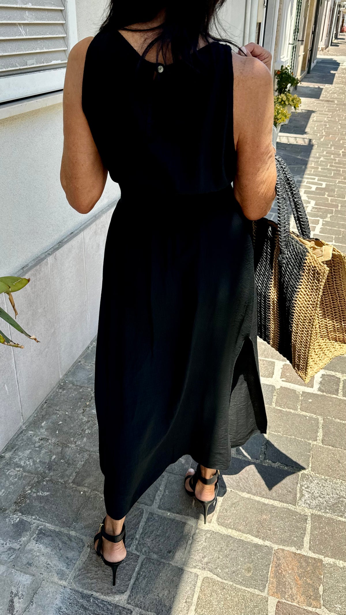 ABITO GIULIA NERO