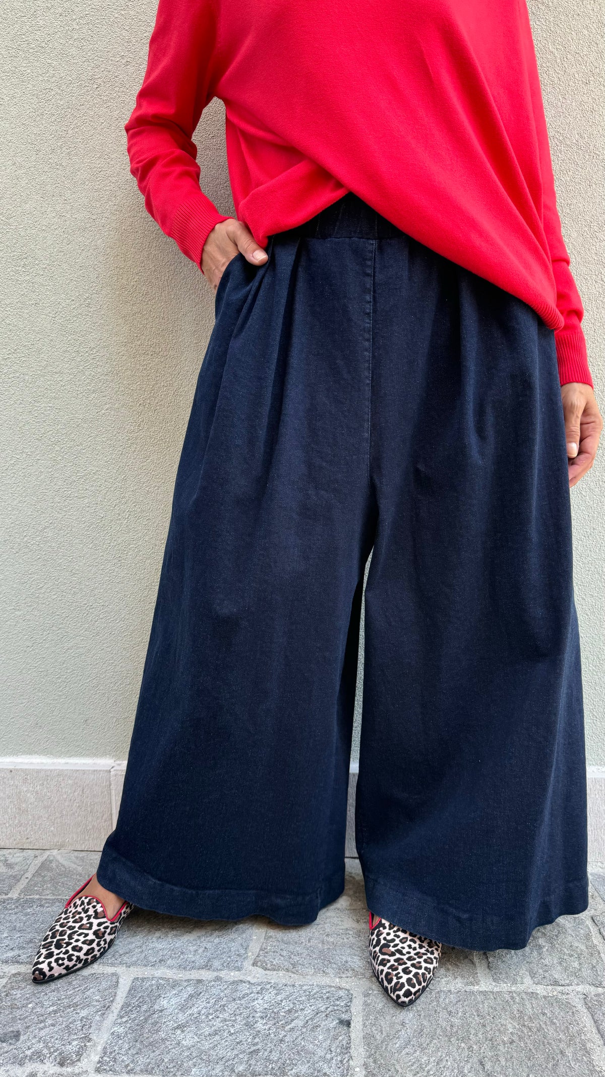 JEANS OVER YAMA