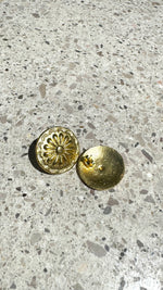 ORECCHIO FIORE BOTTONE