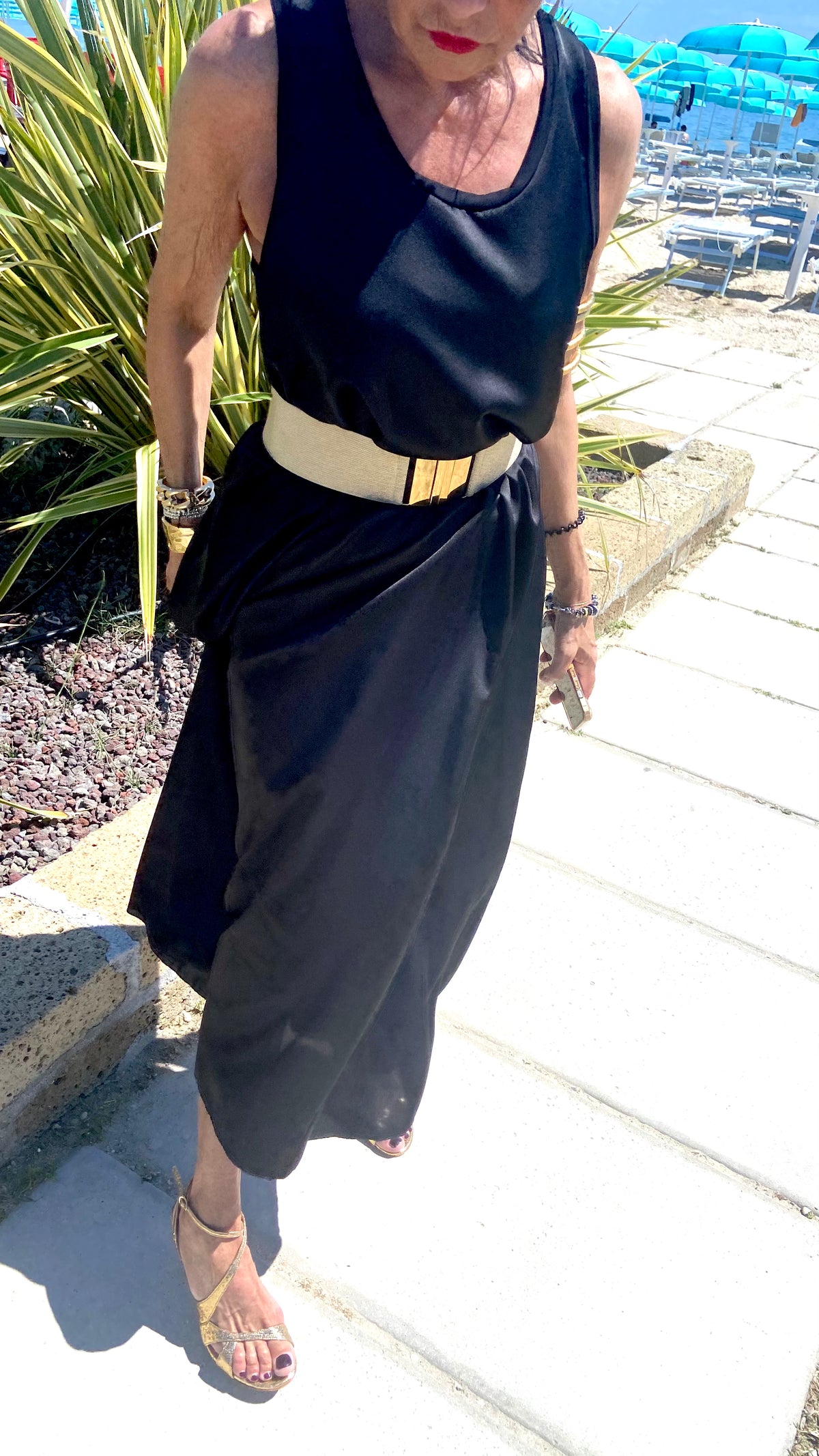 ABITO SATIN NERO